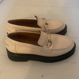 Loafers  - Loafers brugt 1 gang. Str 39 fra Billi Bi