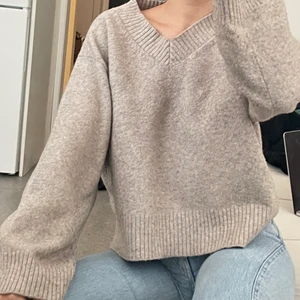 Mysig tröja - Stickad tröja från weekday, storlek XS (oversize)