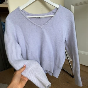Lila tröja från Zara (M) - Använd flera gånger men i jättebra skick 