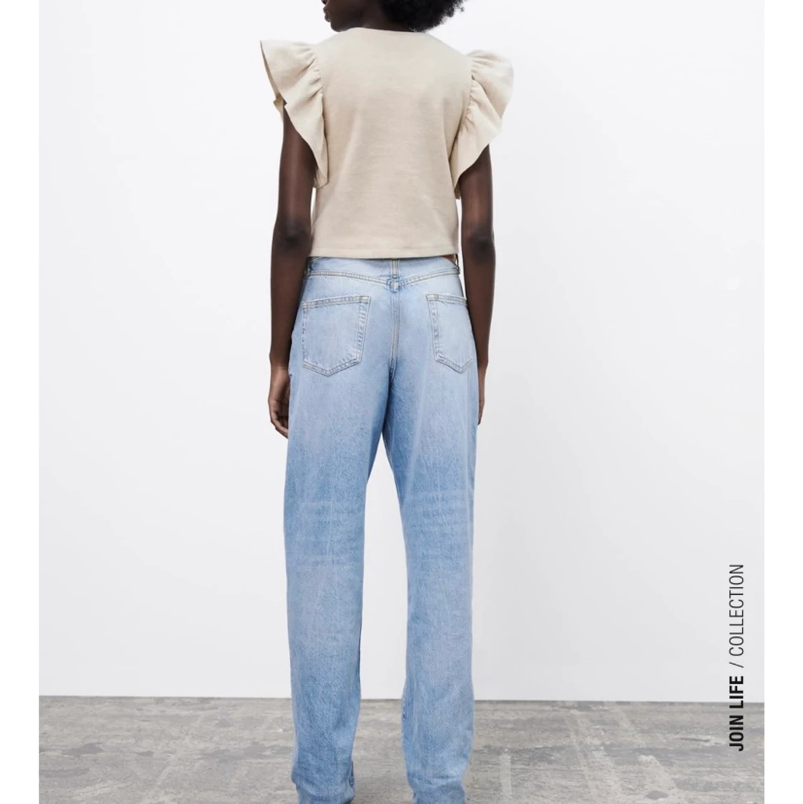 Topp med volanger stl M. Helt ny!!! - 91