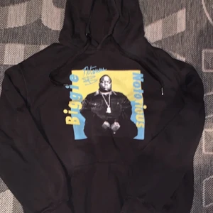 Biggie smalls hoodie - Svart hoodie med biggie smalls tryck