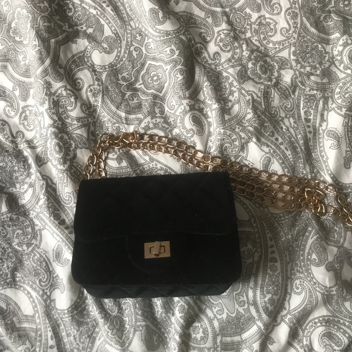 S V A R T V Ä S K A~