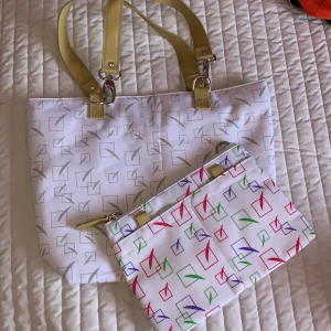 Väska  - Nya väskor 