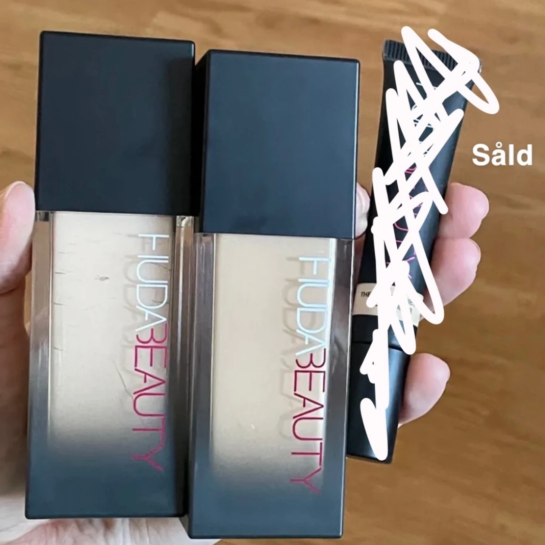 Huda Beauty fauxfilter luminous matte + concealer
