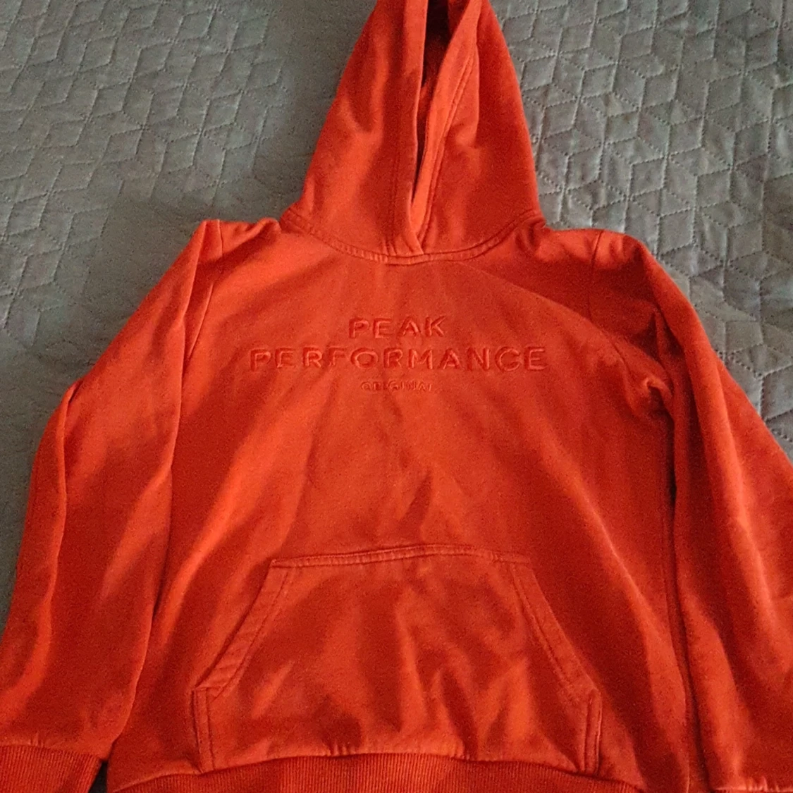Peak performance hoodie