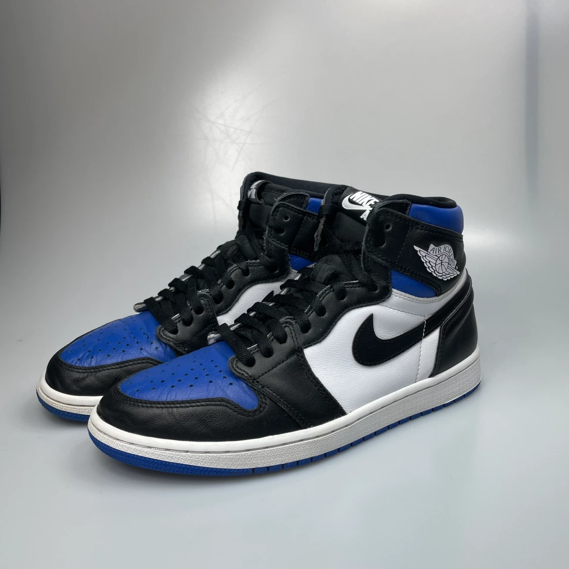 Jordan 1 high royal toe