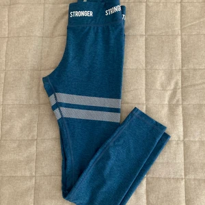 Stronger träningstights - Tights från stronger. Knappt använda. Endast swish, köparen står för frakt.
