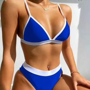 bikini överdel - säljer denna bikini överdelen från Shein då den var för liten för mig. storlek M men skulle säga att den sitter mer som en S. helt oanvänd endast testad!!