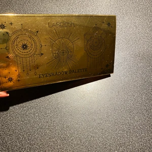 Ögonskugga  - Aldrig använd 