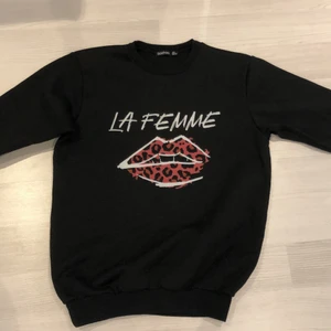 Sweatshirt  - Svart sweatshirt 