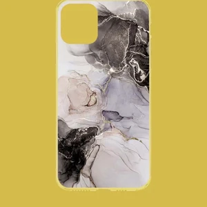 Mobilskal  - ✨Säljer mobilskal, oanvänt. Bra kvalitet.   iPhone 11-12 pro finns. För mer info : skicka Dm ✨