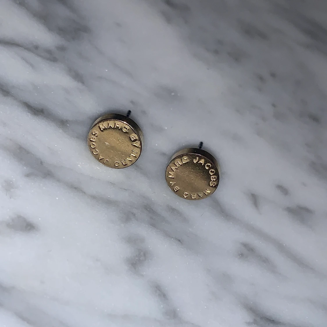 Marc Jacobs guldörhängen  - 90