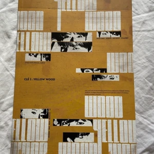 stray kids yellow wood album - skz yellow wood album, INGA inclusions. lee know random page. (köparen betalar frakten, bilderna tagna från mitt traderakonto)