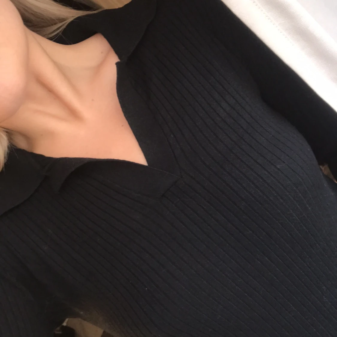 Ribbad topp med krage  - 91