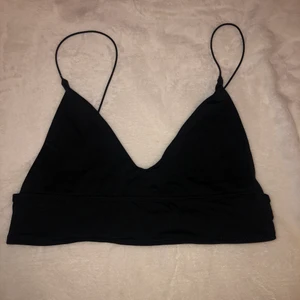 Linne - Jätte fint linne som tyvärr är för stort för mig 💜 stl M