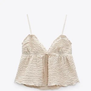 Zara topp - Säljer mitt zara linne i storlek XS. Aldrig använt