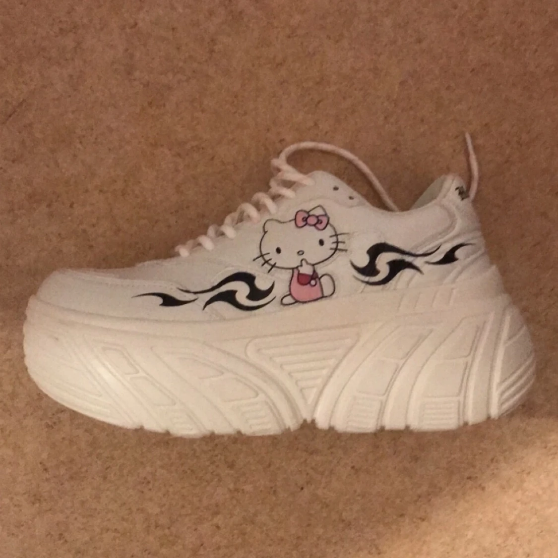 Hello Kitty skor storlek 39 - 91