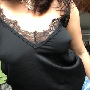 Spetslinne  - Svart spetslinne💗💗💗 PRISET ÄR INKLUSIVE FRAKT