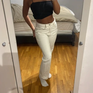 Jeans - Ljusa jeans i stl 36🤎 passar perfekt nu till hösten 🍂 