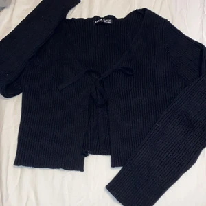 Söt Kofta  - Söt kofta från shein. Använd 1 gång. Jätte bra och tjockt material. Frakten ingår inte i priset. 