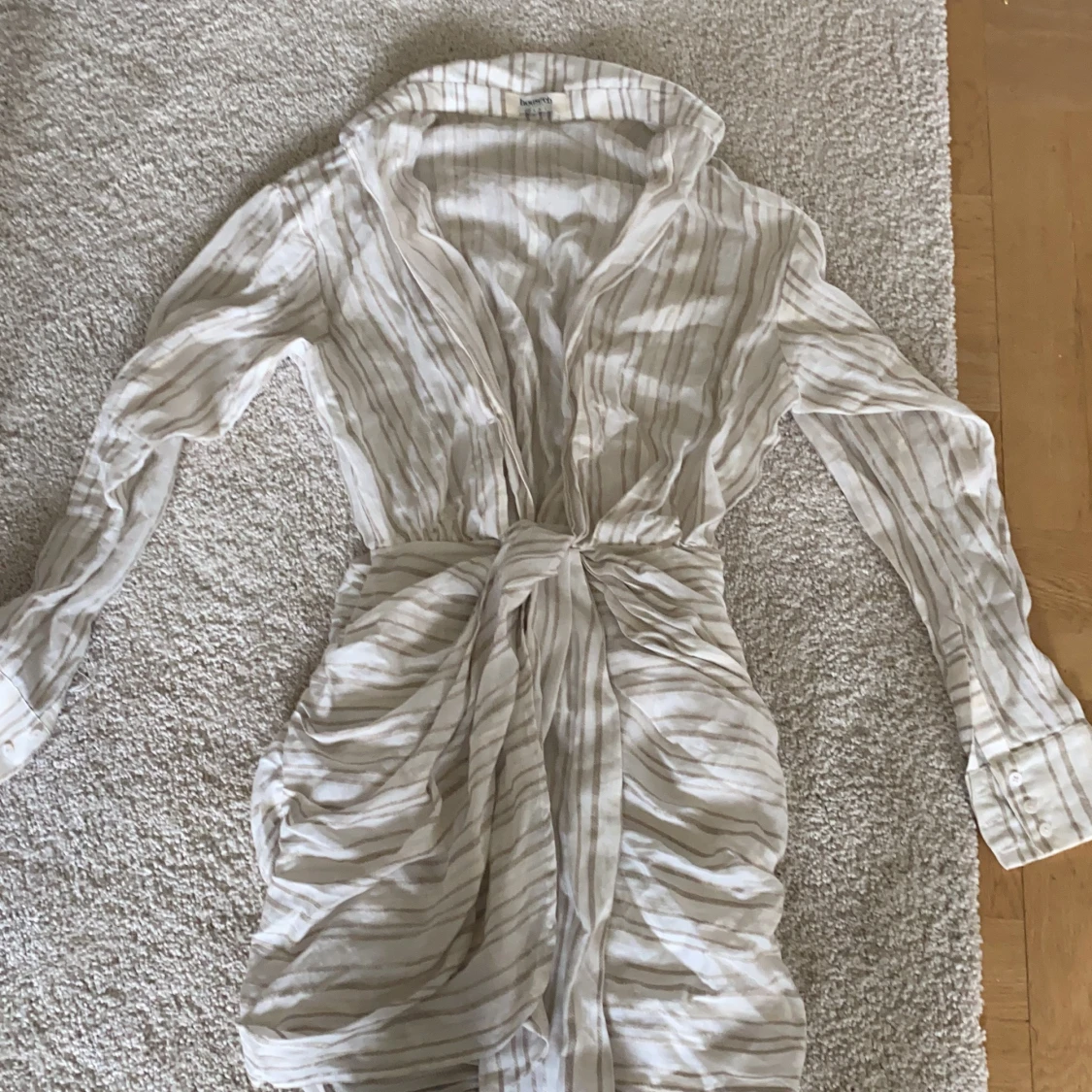 Skjortklänning från HouseOfCB storlek 34 - 90