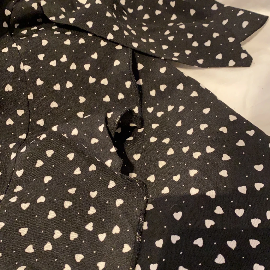 Svart volang kjol - 90