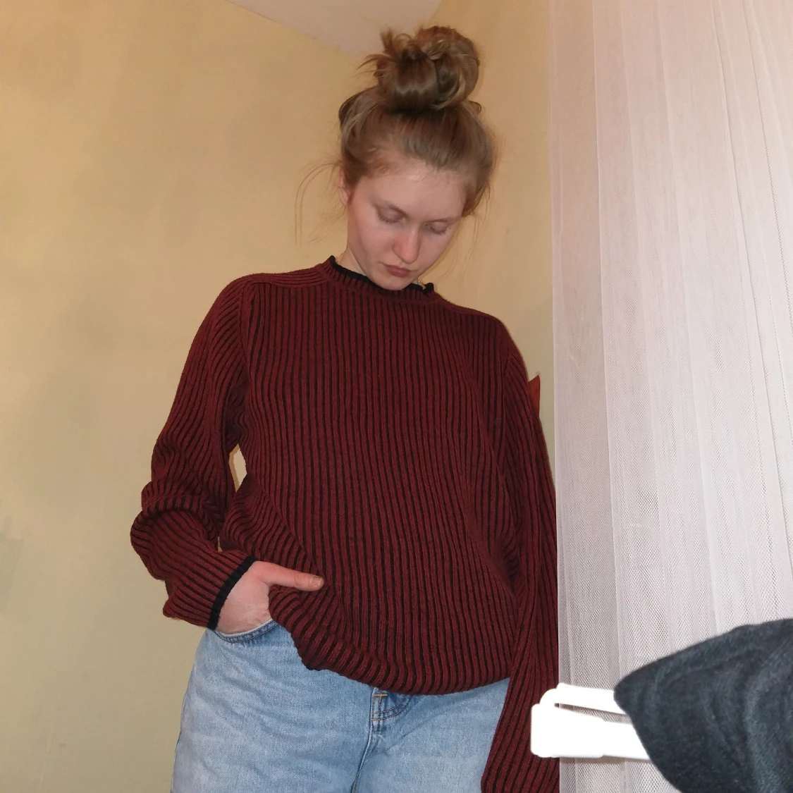 Rödsvart långärmad tröja - 90