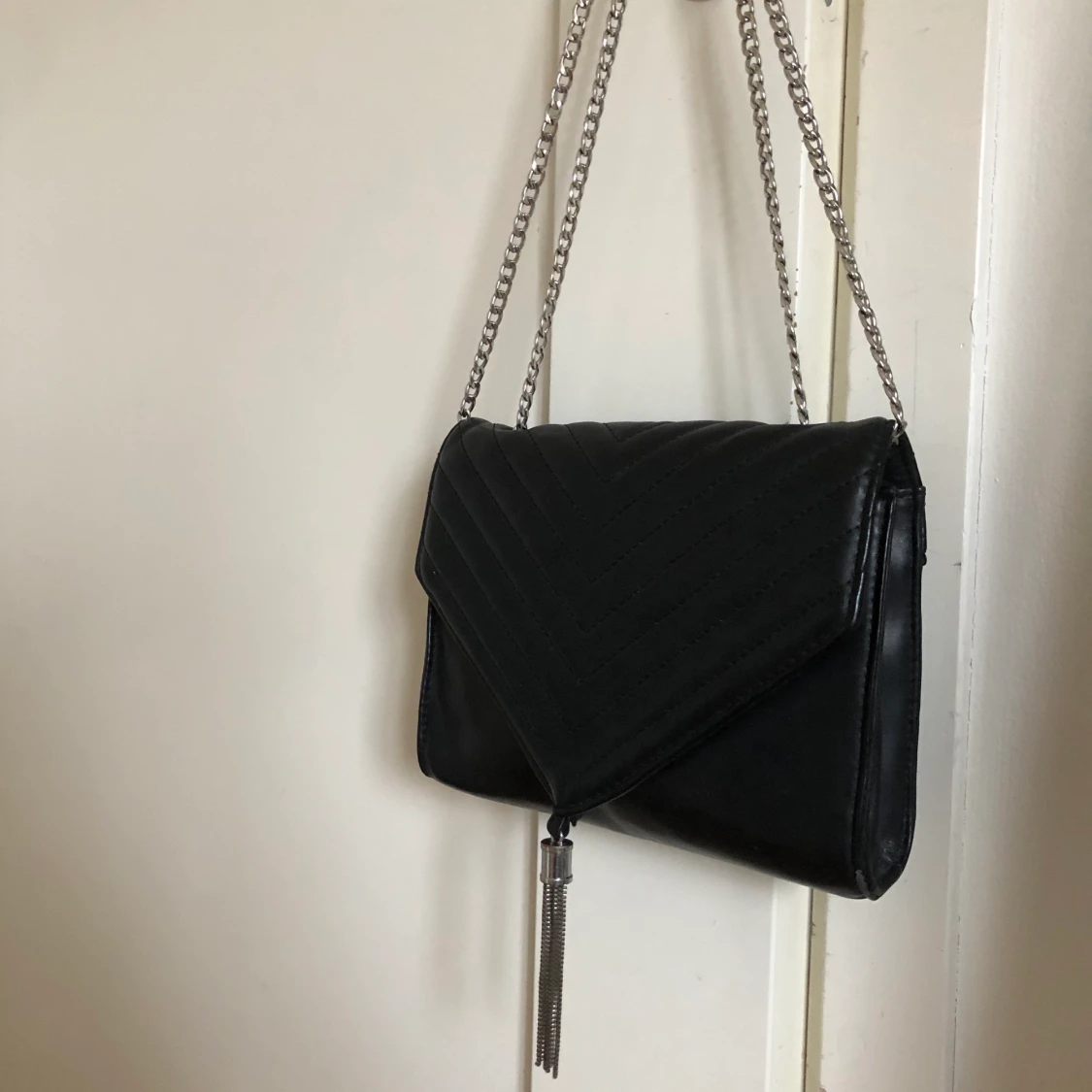 Svart väska  - 90