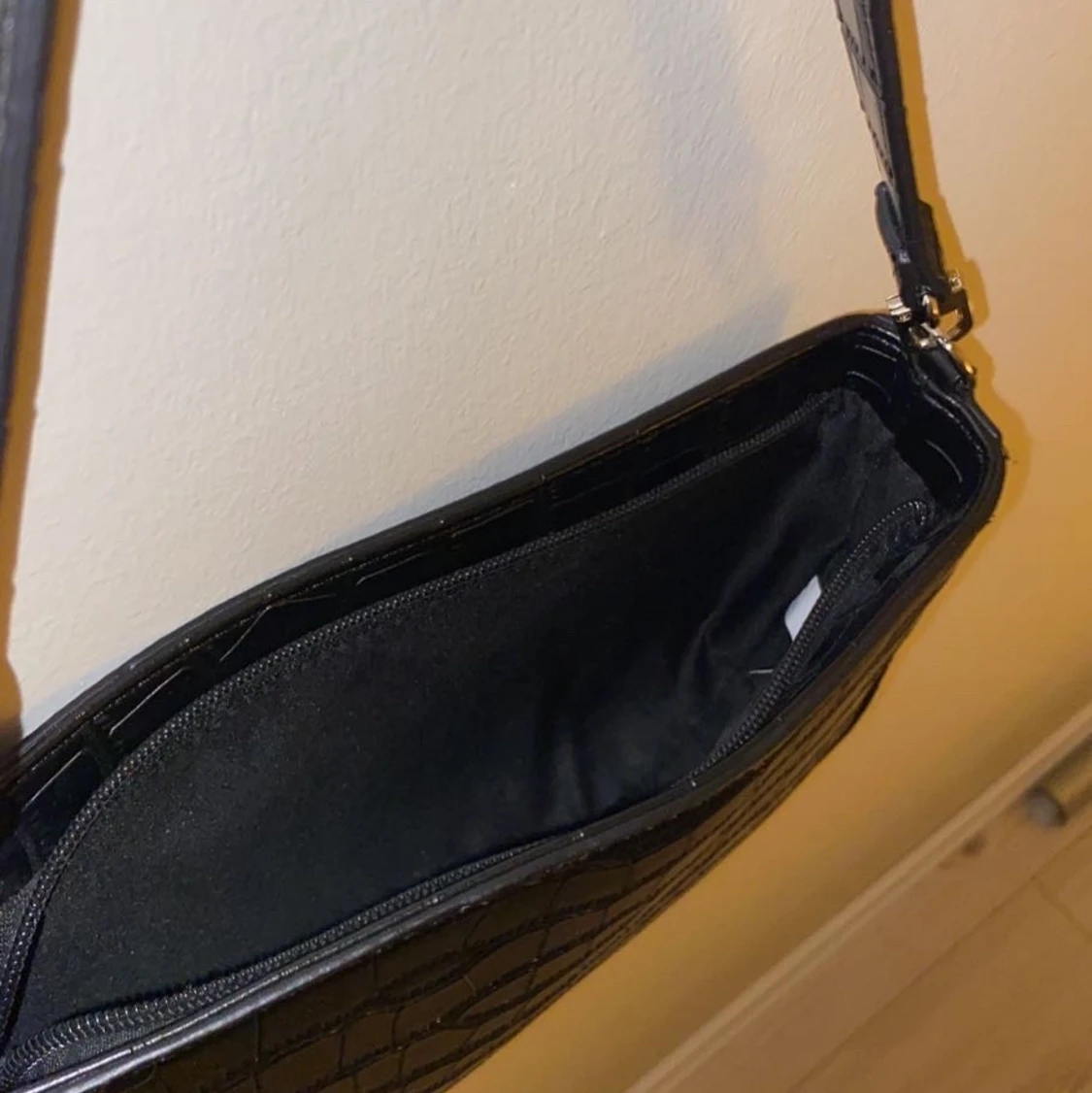 Svart Väska - 90