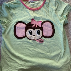 Söt tshirt - Barn storlek men passar mig som har S