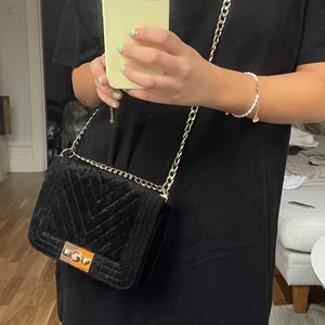 Axel väska 🧡 - Söt väska från Gina💜 Fraktkostnad diskuteras i PM 