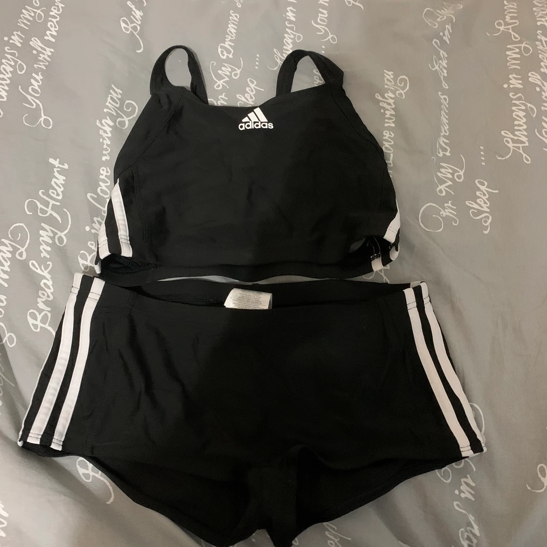 Adidas set storlek 36 - 90