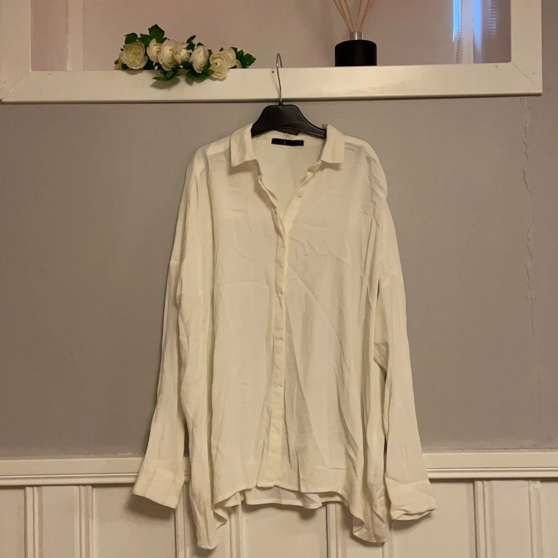 Vit oversize skjorta strl 34