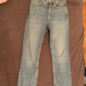 Ljusblåa jeans  - Blåa skinny jeans 