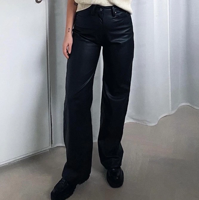 Byxa i fuskläder stl 38