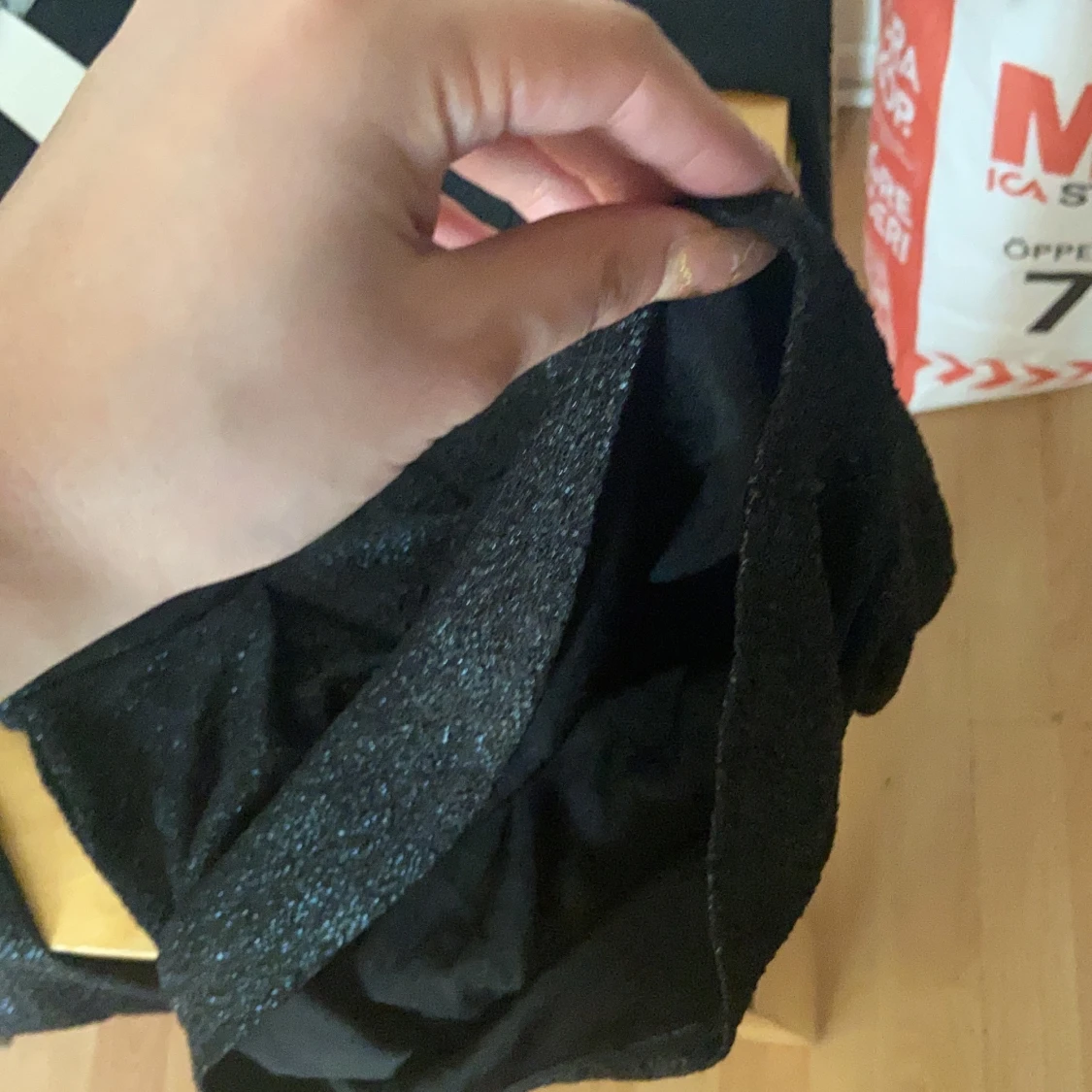 Glittrig klänning  - 90