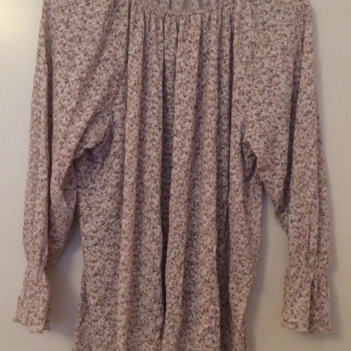 Tröja, stl 50/52 (”Studio”)