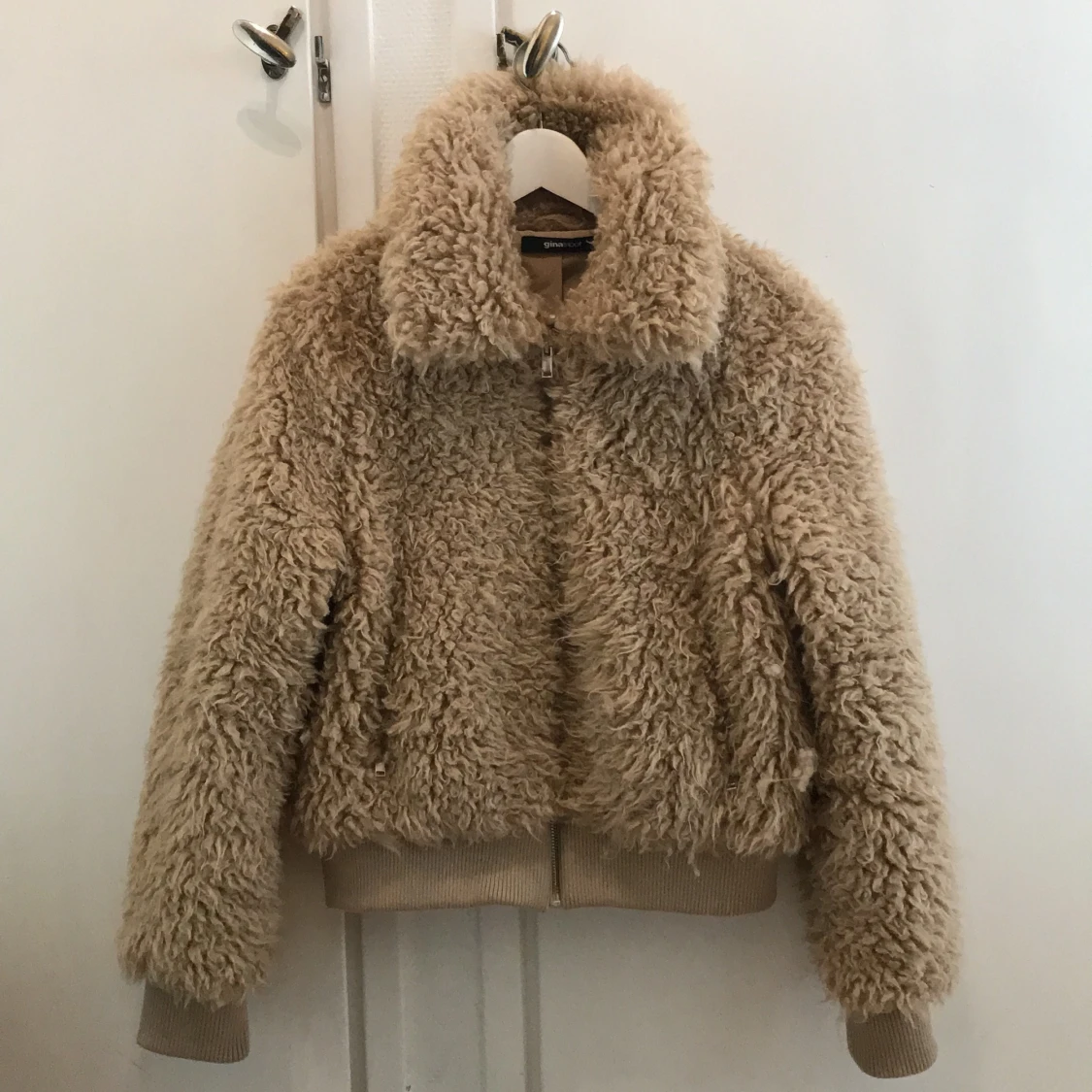 Gina tricot Jacka Storlek 38  - 90