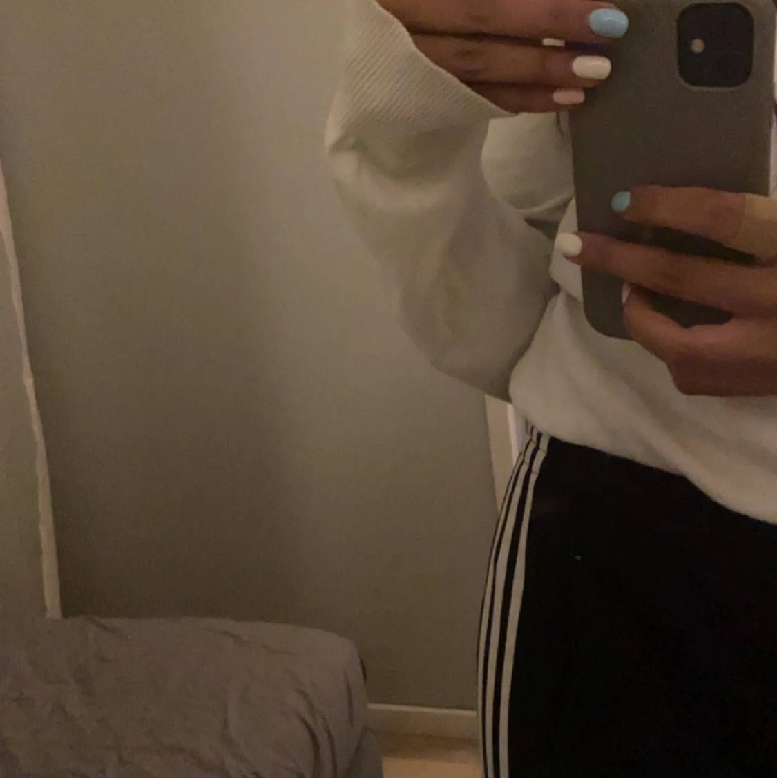 Adidas Byxor (utsvängda)  - 90