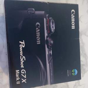 Säljer en Canon G7x kamera då den ej kommer till användning. Aldrig använt är praktiskt taget som ny. Ny pris 6000 kr