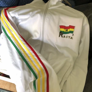 Snygg rastakofta - Har fyra sträck bra skick