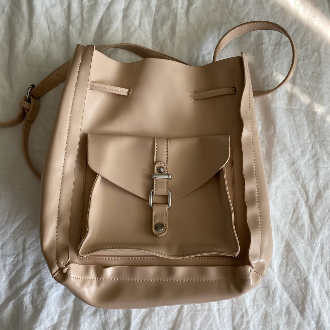 Ljusrosa väska - 90