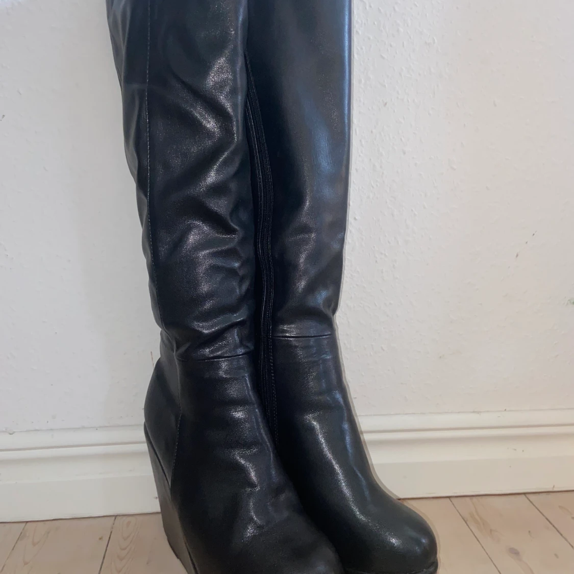 Platå skor storlek 40 - 90