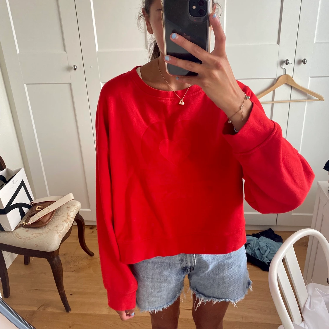 Röd sweatshirt- HM - 90