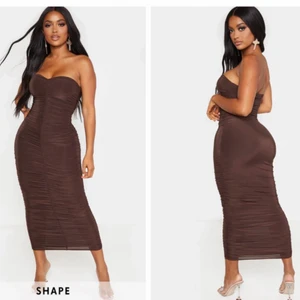 Klänning - Säljer klänningen från PLT i SVARTA, använd en gång 🖤 strl XS