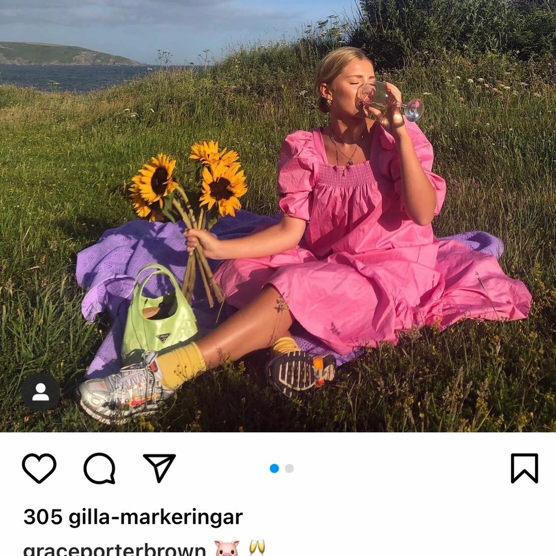 Rosa klänning med puffärmar - 90