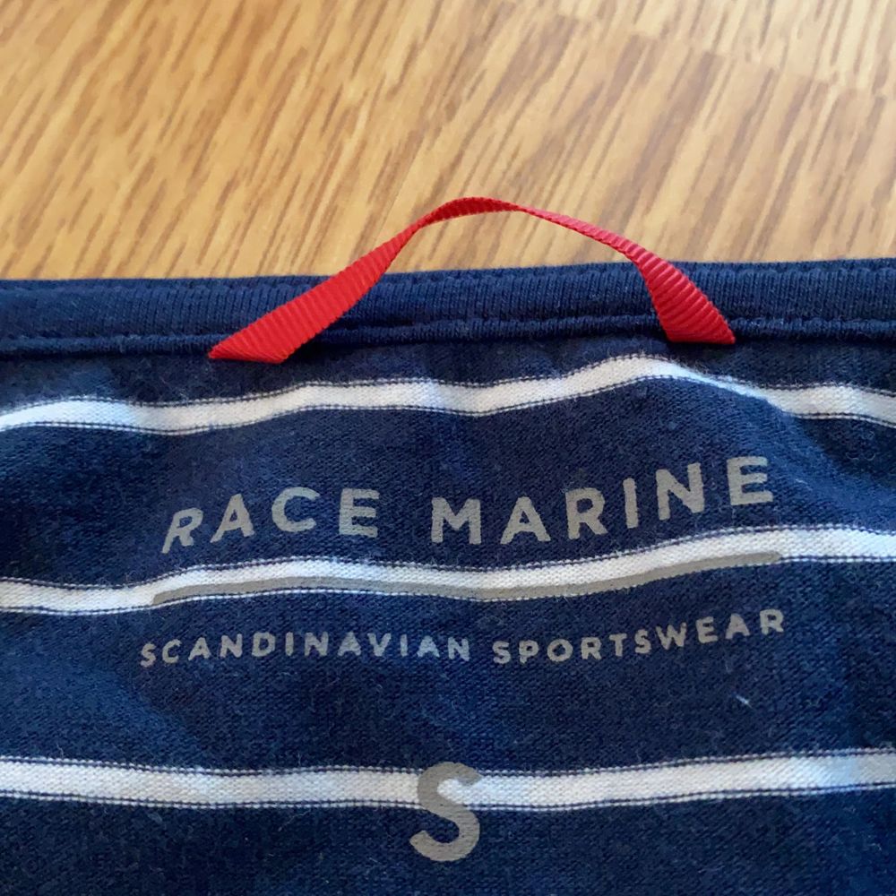 Randig långärmad tröja från race marine, storlek S | Plick