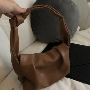 Väska - Superfin brun väska💕👜