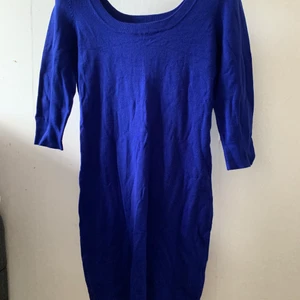 Klänning - En väldigt fin blå halvärmad klänning