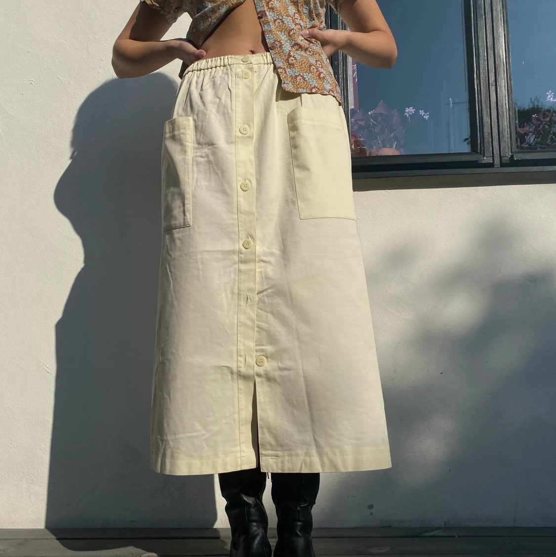 Sandfärgad kjol S/M